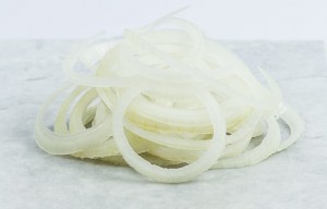 Cebolla blanca Fresca / aro 1 KG